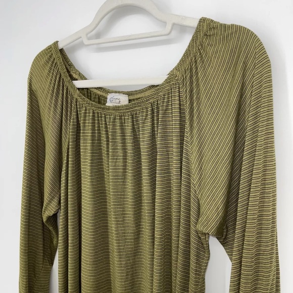 Plume and Thread Green Striped Blouse Top Size M/L - Picture 3 of 4